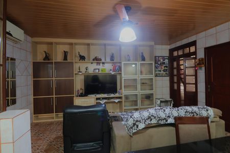 Sala de casa para alugar com 5 quartos, 300m² em Igara, Canoas