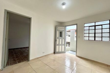 Sala de casa para alugar com 2 quartos, 80m² em Americanópolis, São Paulo