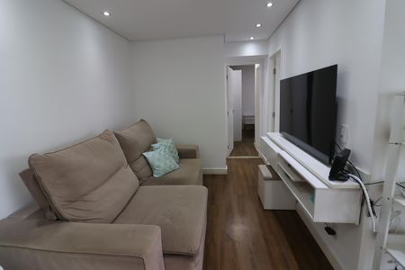 Sala de apartamento para alugar com 2 quartos, 62m² em Km 18, Osasco