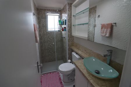 Apartamento à venda com 62m², 2 quartos e 2 vagasBanheiro da Suíte 1