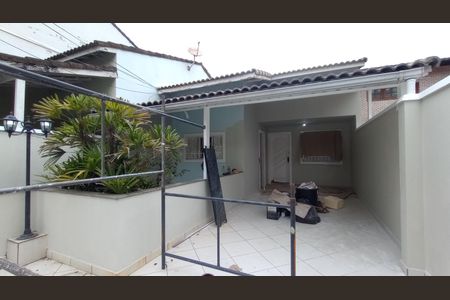 Casa de condomínio à venda com 241m², 4 quartos e 3 vagas Casa de condomínio à venda com 241m², 4 quartos e 3 vagasGaragem