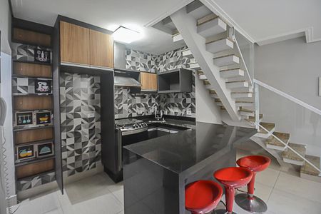 Apartamento para alugar com 138m², 3 quartos e 2 vagas Apartamento para alugar com 138m², 3 quartos e 2 vagasCozinha