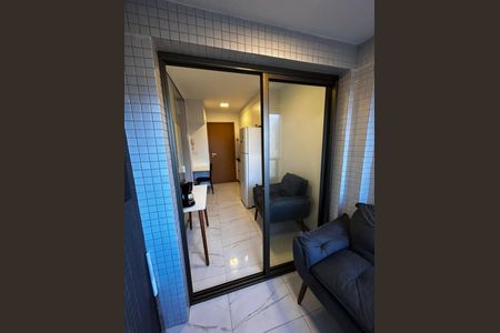 Sala de kitnet/studio para alugar com 1 quarto, 23m² em Costa Azul, Salvador