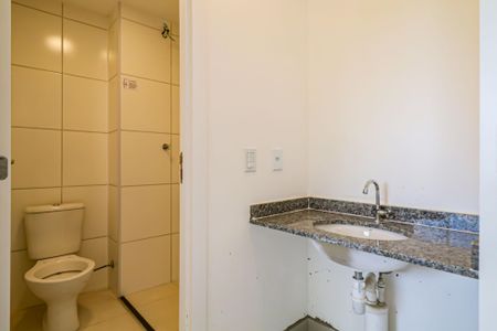 Apartamento para alugar com 32m², 2 quartos e sem vaga Apartamento para alugar com 32m², 2 quartos e sem vagaBanheiro
