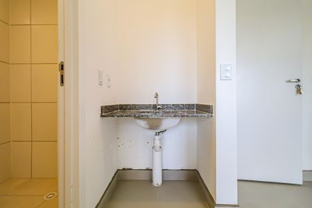 Apartamento para alugar com 32m², 2 quartos e sem vaga Apartamento para alugar com 32m², 2 quartos e sem vagaBanheiro