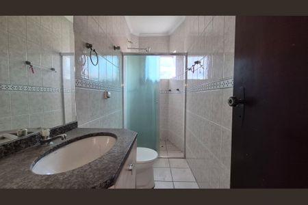 Apartamento para alugar com 83m², 3 quartos e 2 vagas Apartamento para alugar com 83m², 3 quartos e 2 vagasBanheiro da suíte