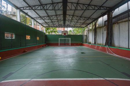 Casa à venda com 200m², 3 quartos e 2 vagasQuadra Esportiva