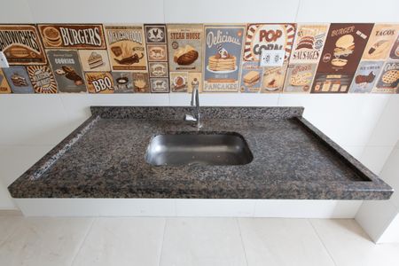 Apartamento à venda com 47m², 2 quartos e sem vaga Apartamento à venda com 47m², 2 quartos e sem vagaCozinha - Pia