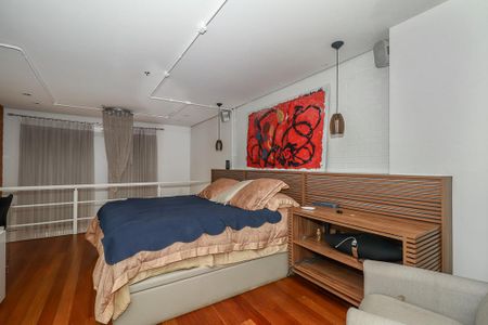 Quarto Suíte / Mesanino de apartamento para alugar com 1 quarto, 104m² em Moinhos de Vento, Porto Alegre