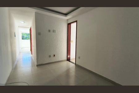 Sala de apartamento para alugar com 2 quartos, 70m² em Recreio dos Bandeirantes, Rio de Janeiro