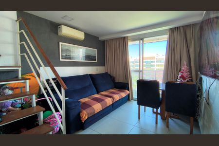 Sala de apartamento para alugar com 1 quarto, 83m² em Recreio dos Bandeirantes, Rio de Janeiro