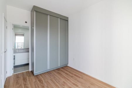 Suíte de apartamento para alugar com 2 quartos, 71m² em Pinheiros, São Paulo