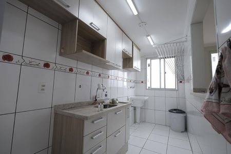 Cozinha de apartamento para alugar com 2 quartos, 45m² em Parque Sao Vicente, Santo André