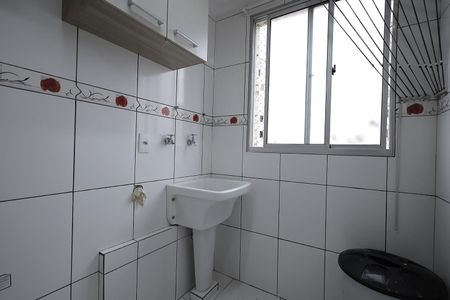 Área de Serviço de apartamento para alugar com 2 quartos, 45m² em Parque Sao Vicente, Santo André