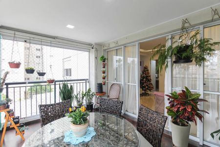 Apartamento à venda com 96m², 2 quartos e 2 vagasVaranda da Sala