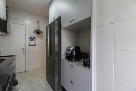 Apartamento à venda com 96m², 2 quartos e 2 vagasCozinha