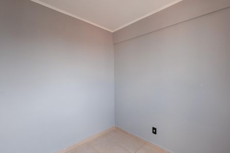 Quarto 1 de apartamento para alugar com 2 quartos, 56m² em Parque Senhor do Bonfim, Taubaté