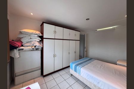 Casa para alugar com 150m², 2 quartos e 2 vagasQuarto 1