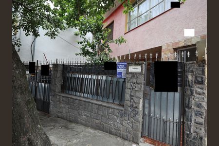 Casa à venda com 70m², 2 quartos e 1 vagaFachada