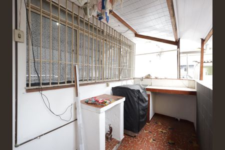 Casa à venda com 70m², 2 quartos e 1 vagaÁrea de Serviço