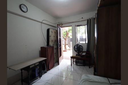 Casa à venda com 70m², 2 quartos e 1 vagaSuíte