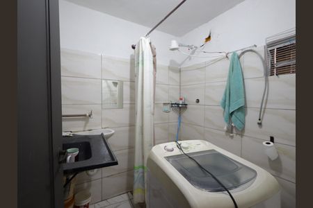 Casa à venda com 70m², 2 quartos e 1 vagaBanheiro da Suíte