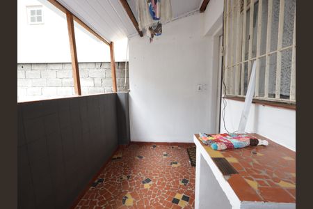 Casa à venda com 70m², 2 quartos e 1 vagaÁrea de Serviço