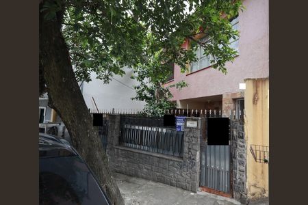 Casa à venda com 70m², 2 quartos e 1 vagaFachada
