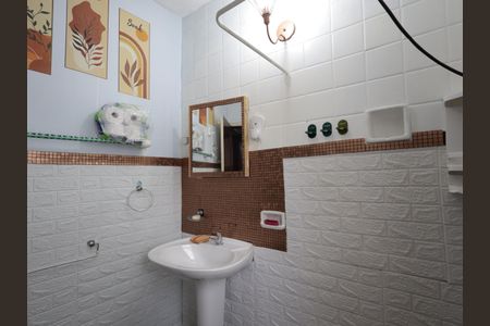 Casa à venda com 70m², 2 quartos e 1 vagaBanheiro