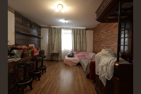 Casa à venda com 70m², 2 quartos e 1 vagaSala