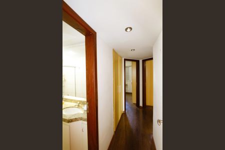 Apartamento para alugar com 114m², 3 quartos e 2 vagasCorredor