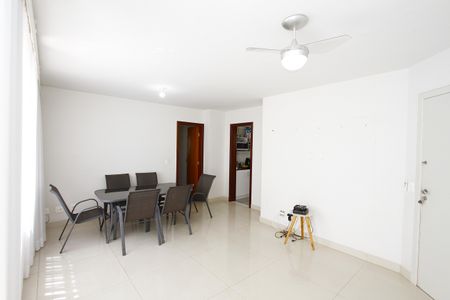 Sala de apartamento para alugar com 3 quartos, 114m² em Cruzeiro, Belo Horizonte