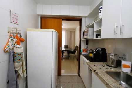 Apartamento para alugar com 114m², 3 quartos e 2 vagasCozinha