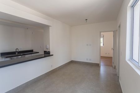 Sala de apartamento à venda com 2 quartos, 56m² em São José, Belo Horizonte