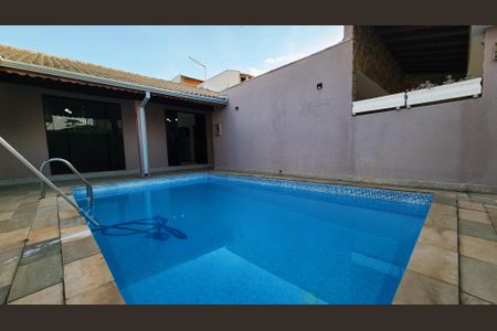 Casa para alugar com 271m², 4 quartos e 3 vagasÁrea comum