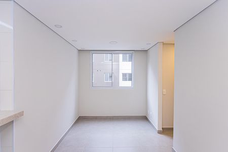 Sala de apartamento para alugar com 2 quartos, 42m² em Loteamento City Jaragua, São Paulo