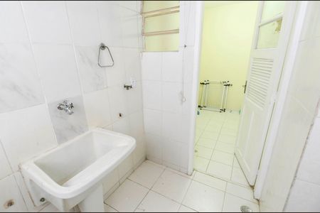 Apartamento para alugar com 70m², 2 quartos e 1 vaga Apartamento para alugar com 70m², 2 quartos e 1 vagaÁrea de Serviço