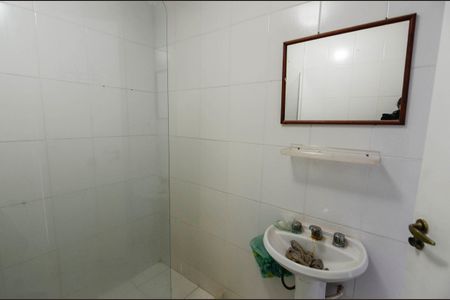 Apartamento para alugar com 70m², 2 quartos e 1 vaga Apartamento para alugar com 70m², 2 quartos e 1 vagaBanheiro da Suíte