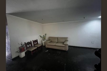 Apartamento para alugar com 70m², 2 quartos e 1 vaga Apartamento para alugar com 70m², 2 quartos e 1 vagaHall