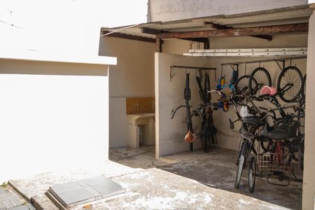 Studio para alugar com 33m², 1 quarto e 1 vaga Studio para alugar com 33m², 1 quarto e 1 vagaBicicletário