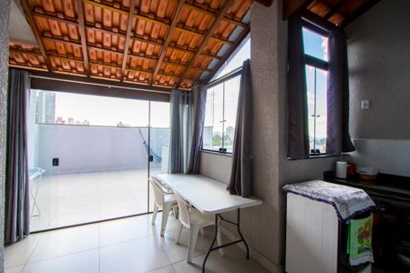 Apartamento à venda com 90m², 2 quartos e 3 vagasÁrea de serviço/Cobertura