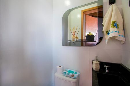 Apartamento à venda com 90m², 2 quartos e 3 vagasBanheiro de serviço