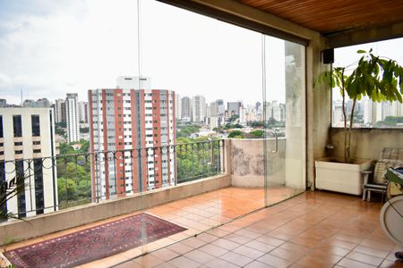 Apartamento à venda com 207m², 4 quartos e 4 vagasCobertura varanda