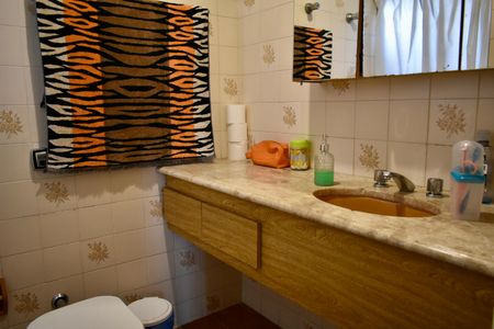 Apartamento à venda com 207m², 4 quartos e 4 vagasBanheiro