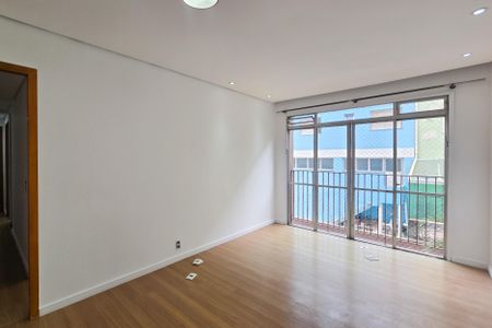 Apartamento para alugar com 89m², 3 quartos e 1 vaga Apartamento para alugar com 89m², 3 quartos e 1 vagaSala