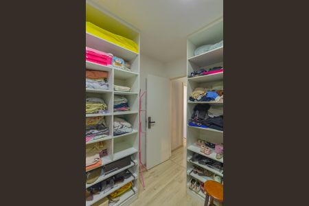 Casa de condomínio à venda com 160m², 3 quartos e 2 vagas Casa de condomínio à venda com 160m², 3 quartos e 2 vagasQuarto 1