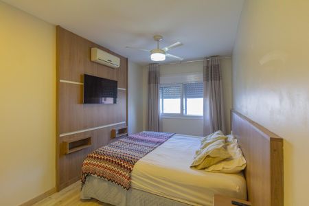 Casa de condomínio à venda com 160m², 3 quartos e 2 vagas Casa de condomínio à venda com 160m², 3 quartos e 2 vagasSuíte