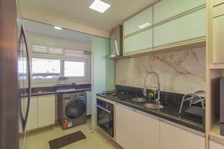 Casa de condomínio à venda com 160m², 3 quartos e 2 vagas Casa de condomínio à venda com 160m², 3 quartos e 2 vagasCozinha e Área de Serviço