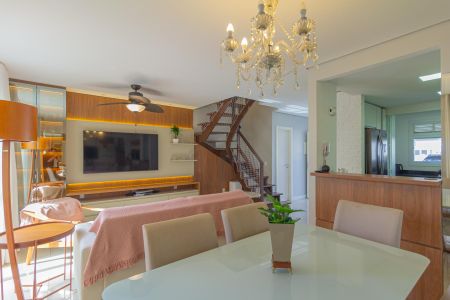 Casa de Condomínio à venda com 3 quartos, 160m² em Centro, Canoas