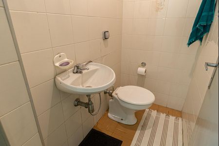 Apartamento à venda com 150m², 3 quartos e 1 vaga Apartamento à venda com 150m², 3 quartos e 1 vagaLavabo